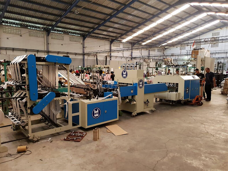 Top three plastic bag production plants in Indonesia improve the quality of T-shirt bag and fully automated production of shopping bags.