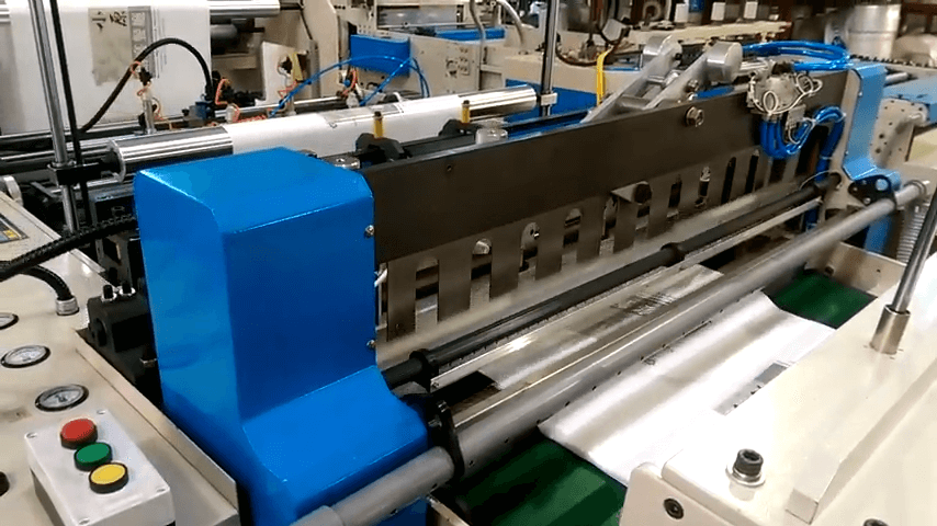 SAKAI CHEMICAL INDUSTRY CO., LTD de Japón una vez más ordenó una máquina de sello de fondo de PEBD a Dipo Plastic Machinery Factory.